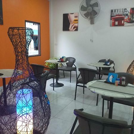 Hanuman Residence Phuket Esterno foto